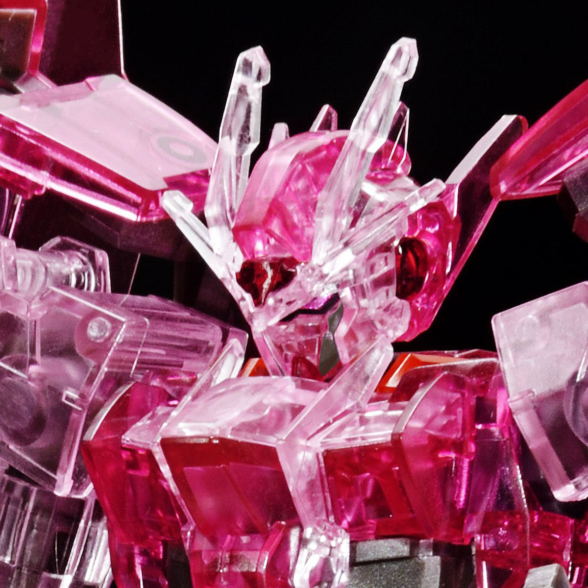 HGBD 1/144 ガンダムベース限定 ガンダムダブルオーダイバー［トランザムクリア］