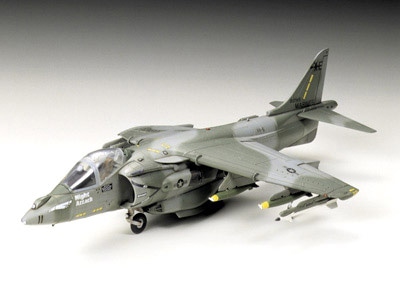 1/72 マクダネル・ダグラス AV-8B ハリアーII