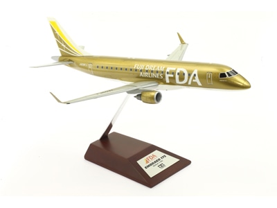 ITEM FDA03 1/100 フジドリームエアラインズ エンブラエル175 9号機(完成品)