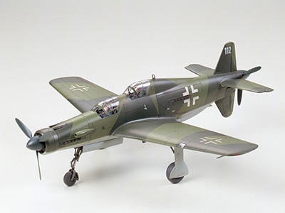 1/48 ドルニエ Do335 A-12 プファイル (複座練習機型)