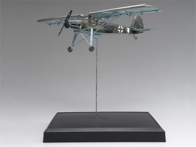 1/48 Fi156Cシュトルヒ 飛行状態ディスプレイセット