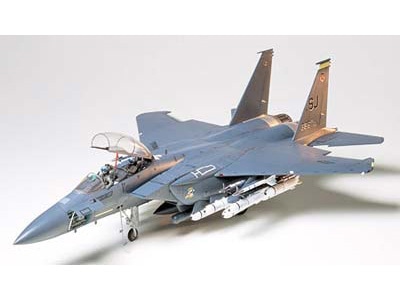 1/32 マクダネル・ダグラス F-15E ストライクイーグル
