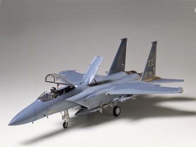 1/32 マクダネル・ダグラス F-15C イーグル