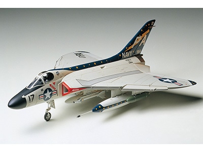 1/48 ダグラス F4D-1 スカイレイ
