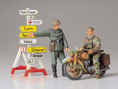 1/35 ドイツ軍用オートバイ 野戦伝令セット