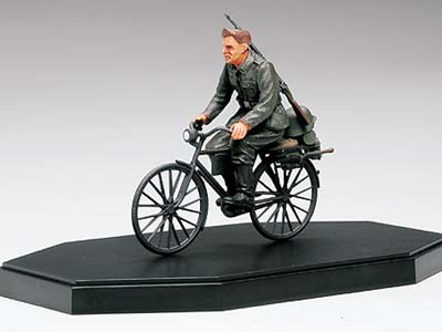 1/35 ドイツ歩兵 自転車行軍セットA (完成品)