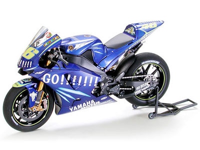 1/12 ヤマハ YZR-M104 No.46/No.17